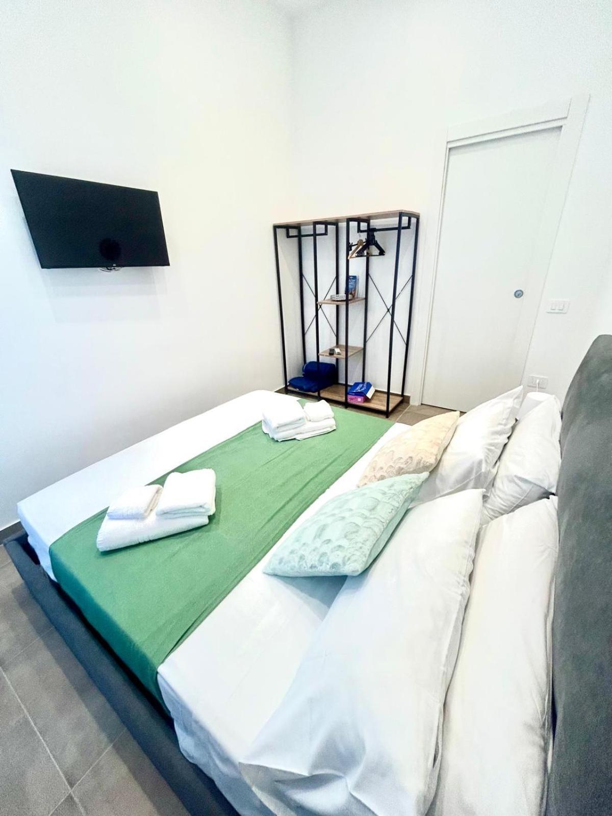 Bed and Breakfast Fly Zone Napoli Esterno foto